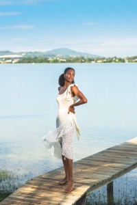 maiô um ombro só branco maiô um ombro só branco