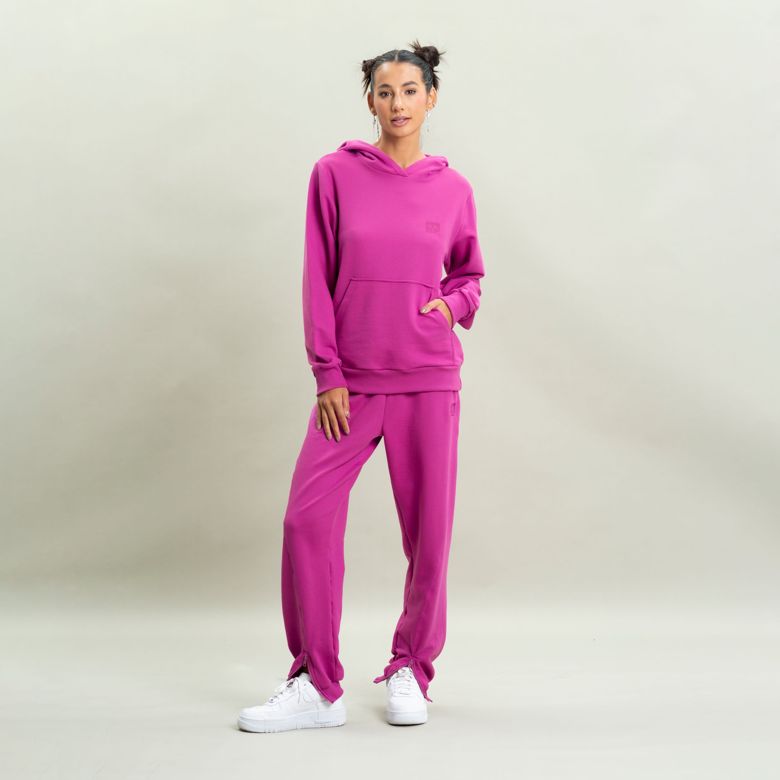 Moletom Feminino Com Capuz E Bolso Kelsey Vivame - Imagem 3 - Mobile