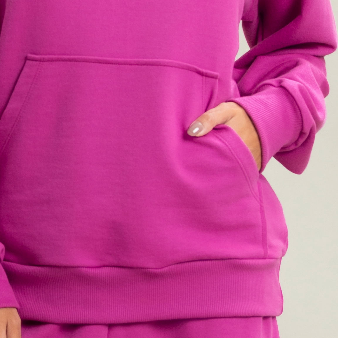 Moletom Feminino Com Capuz E Bolso Kelsey Vivame - Imagem 5 - Mobile