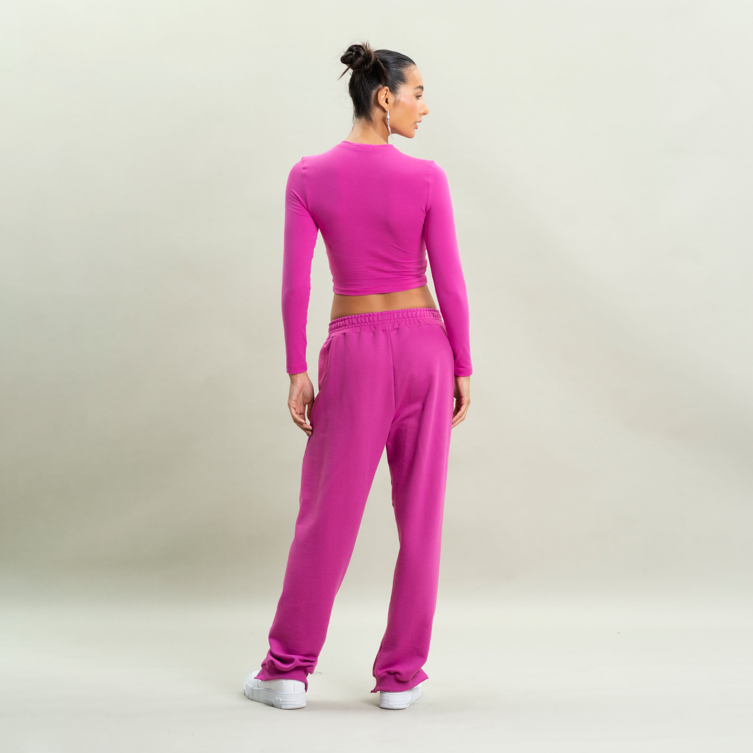 Camiseta Feminina Cropped Manga Longa Kelsey Vivame - Imagem 4 - Mobile