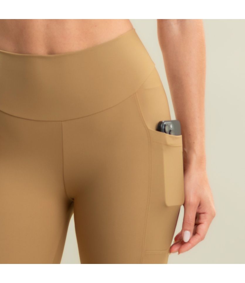 Calça Legging Comfort Shape Com 2 Bolsos Camel Vivame - Imagem 5 - Desktop