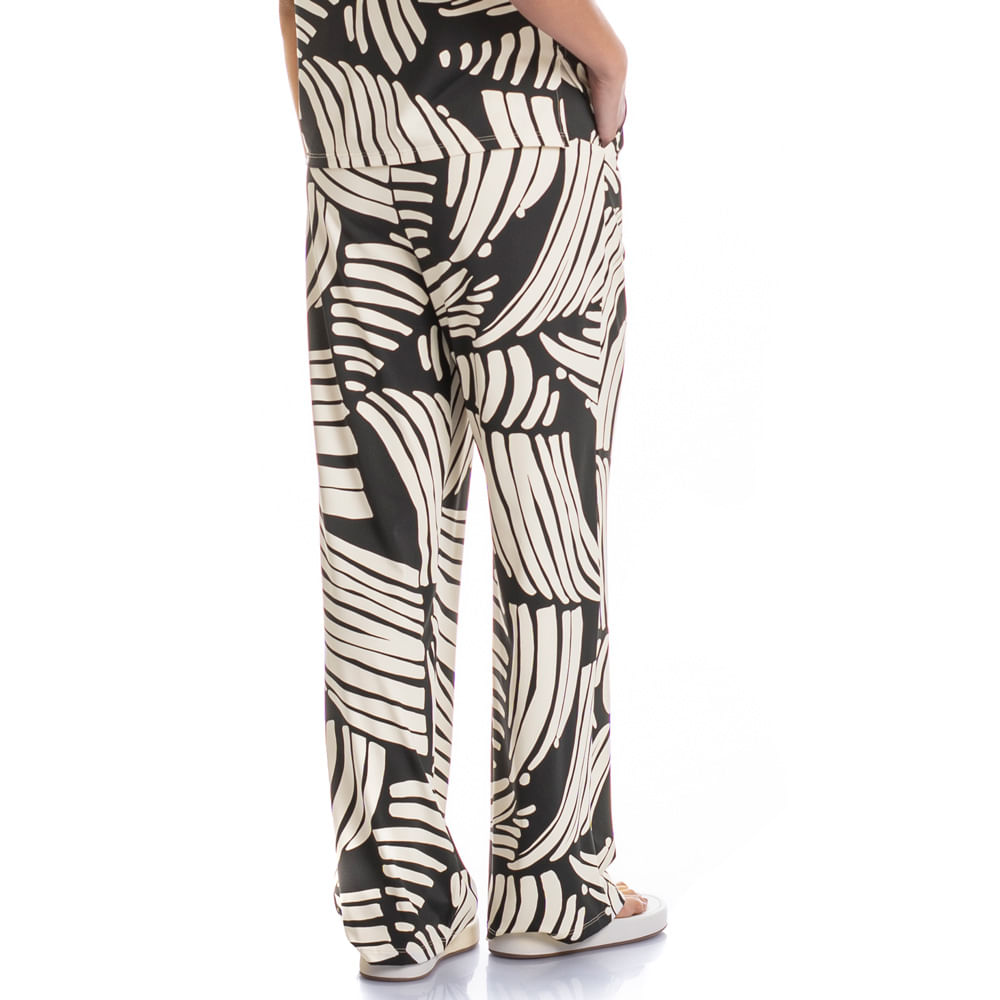 Calça Feminina Com Pregas E Bolso Mistral Preto - Imagem 2