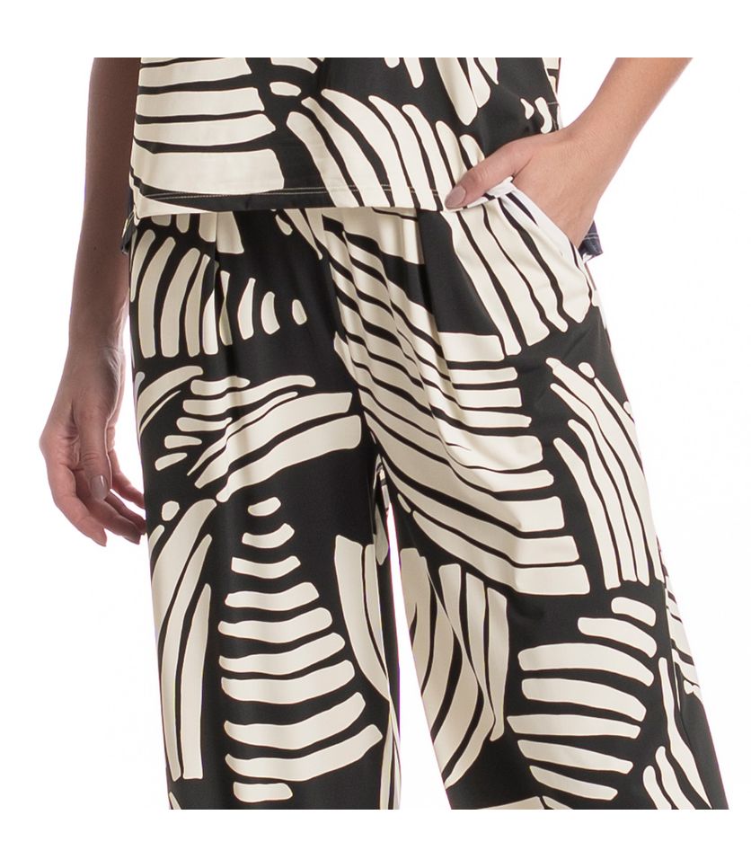 Calça Feminina Com Pregas E Bolso Mistral - Imagem 5 - Desktop