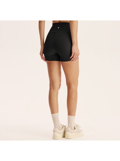 Shorts Curto Essential Shape 7/8 Glow Move - Imagem 2 - Desktop