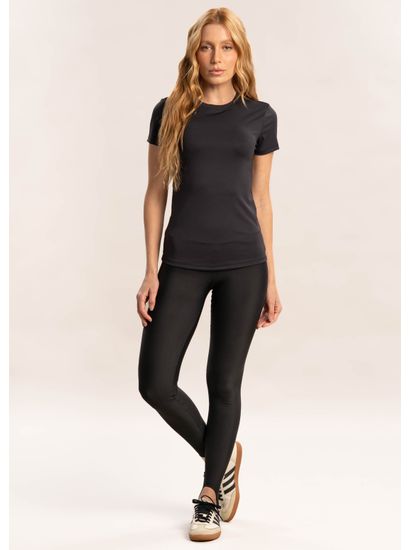 Camiseta Comfort Essence - Imagem 3 - Desktop