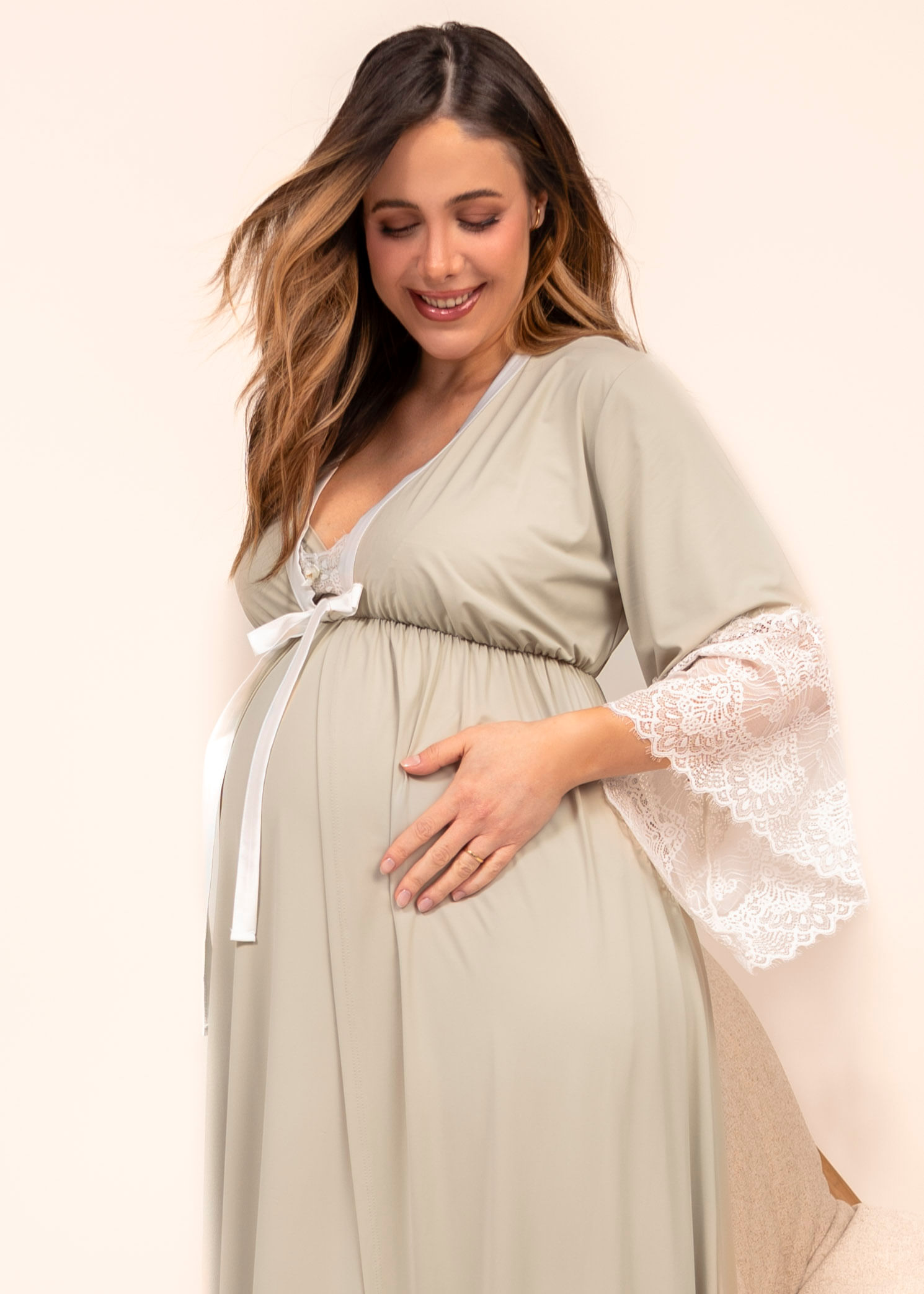 Robe Feminino Longo Gabriela Bege - Imagem 2