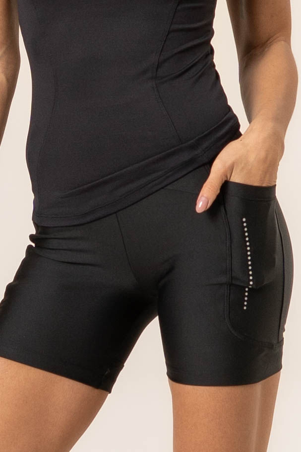 Shorts Médio Slim Shape Com 3 Bolsos Elite - Imagem 5 - Mobile