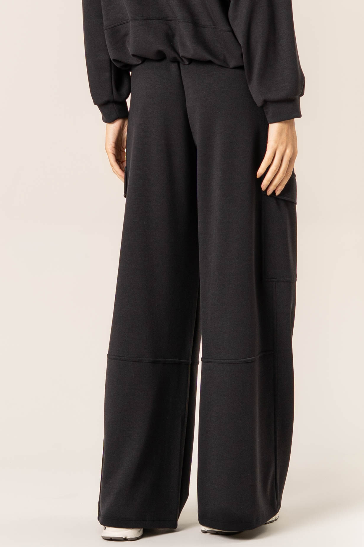 Calça Feminina Cargo Modal Duo Boxy - Imagem 4 - Mobile