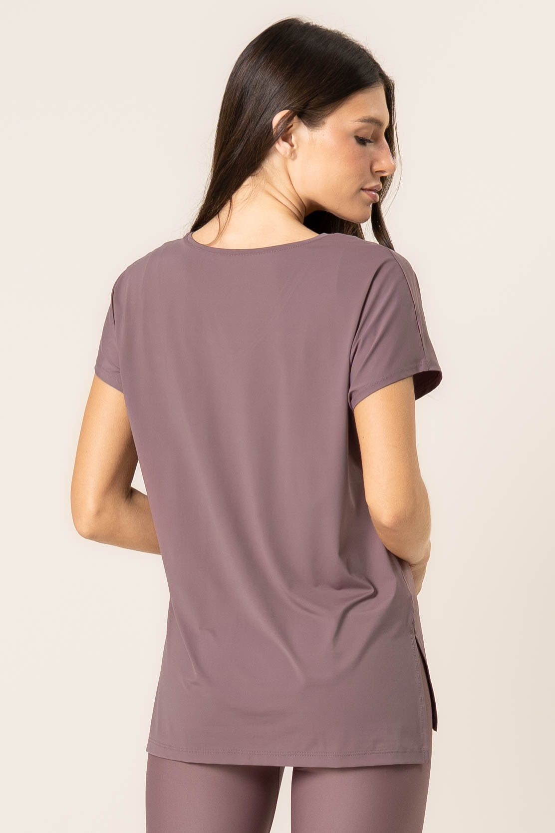 Camiseta Basic Decote V Ease Vivame - Imagem 2 - Mobile