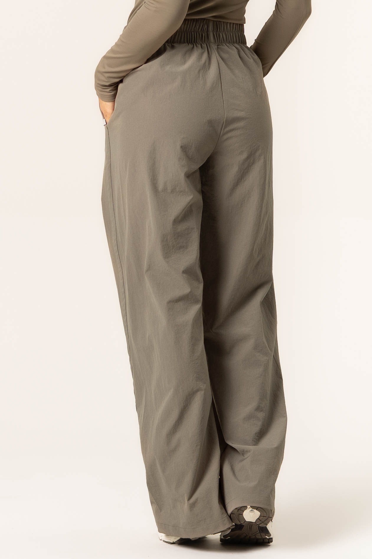 Calça Reta Com Bolsos Flex Vivame - Imagem 4 - Mobile