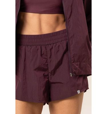 Shorts Duplo Transpassado Dark Cherry - Imagem 5 - Mobile