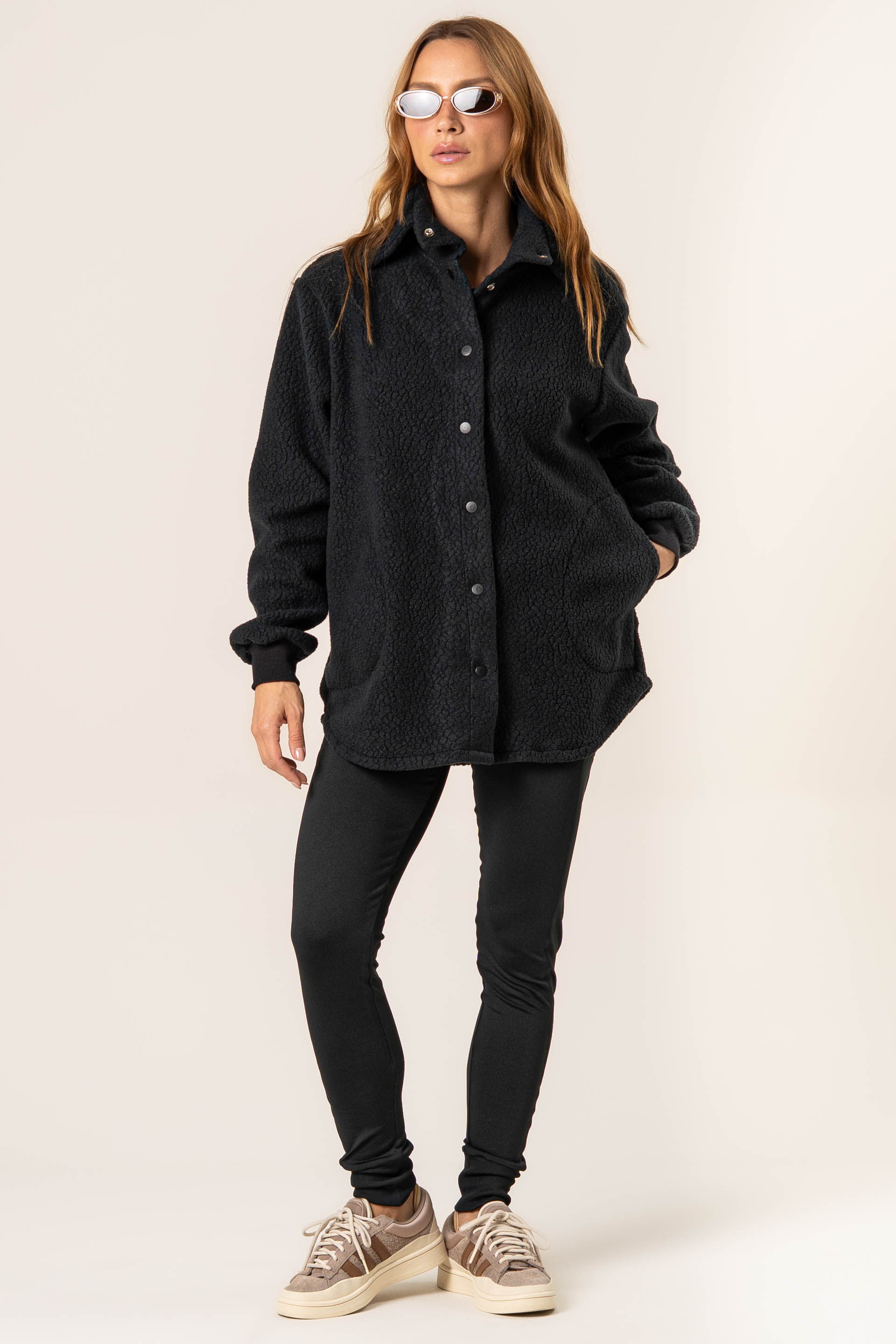 Camisa Com Gola Alta Sherpa Vivame - Imagem 3 - Mobile