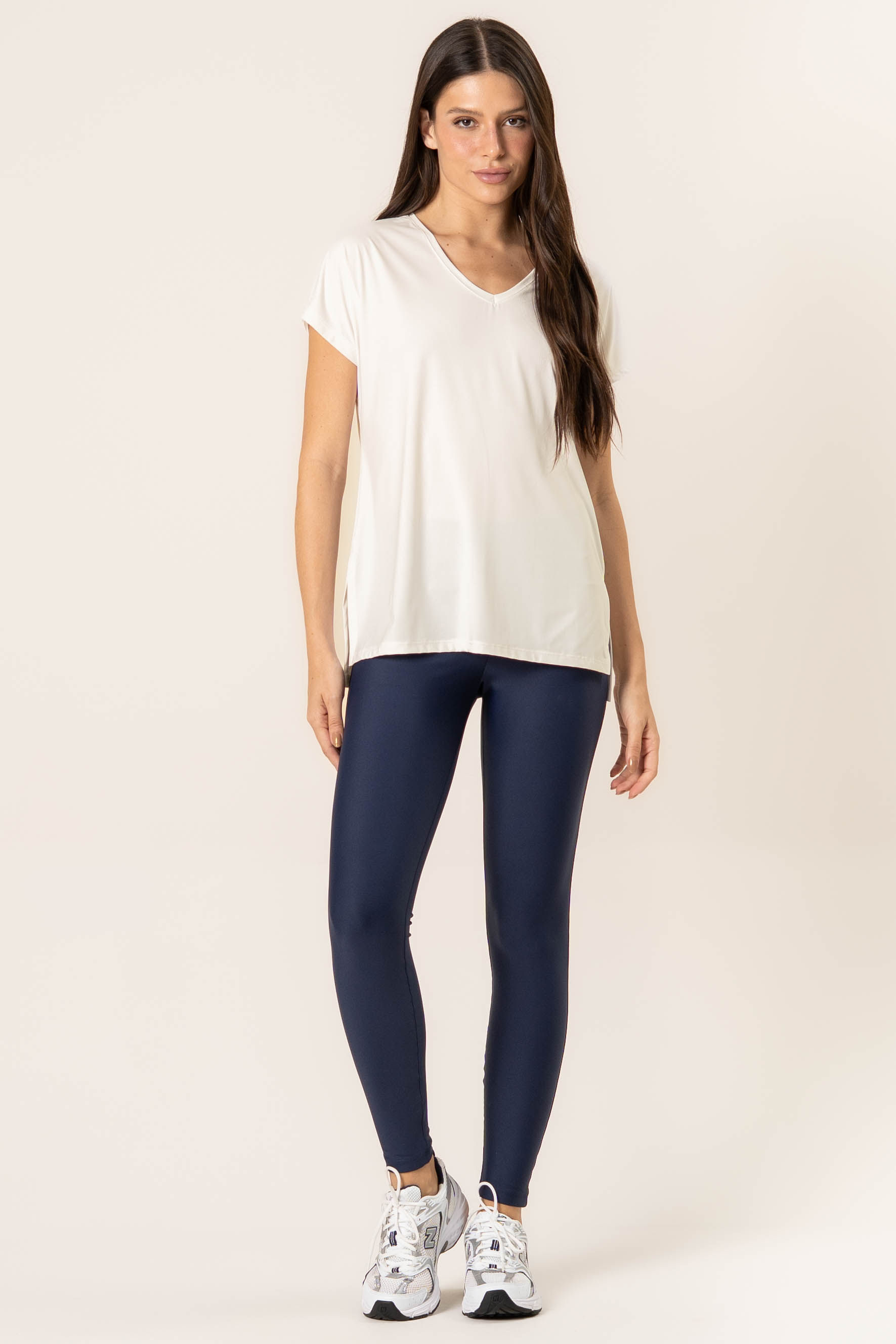 Camiseta Decote V Basic Pulse Vivame - Imagem 3 - Mobile