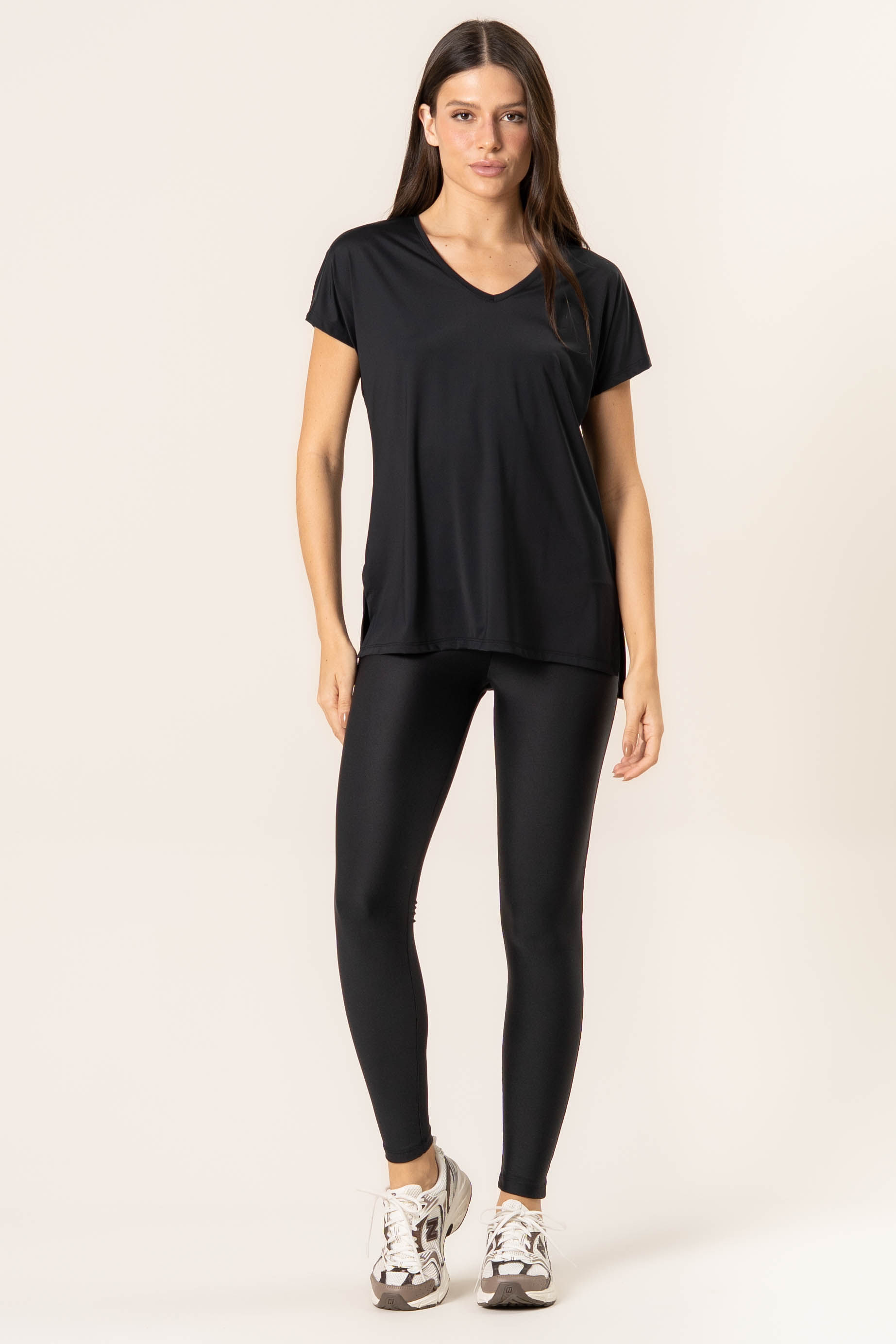 Camiseta Decote V Basic Pulse Vivame - Imagem 3 - Mobile