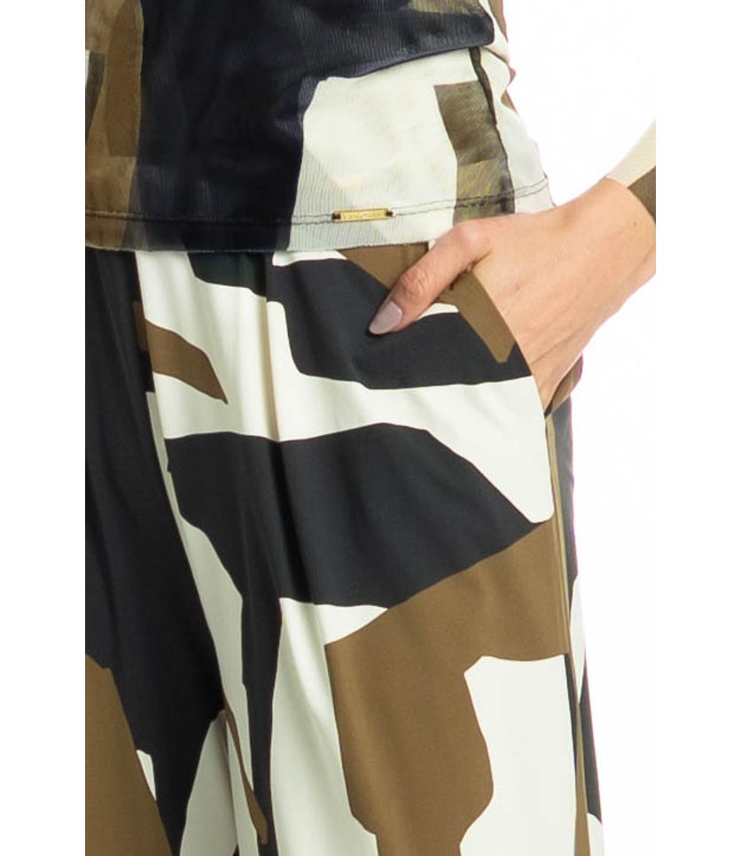 Calça Feminina Com Bolsos Copenhagem - Imagem 5 - Desktop