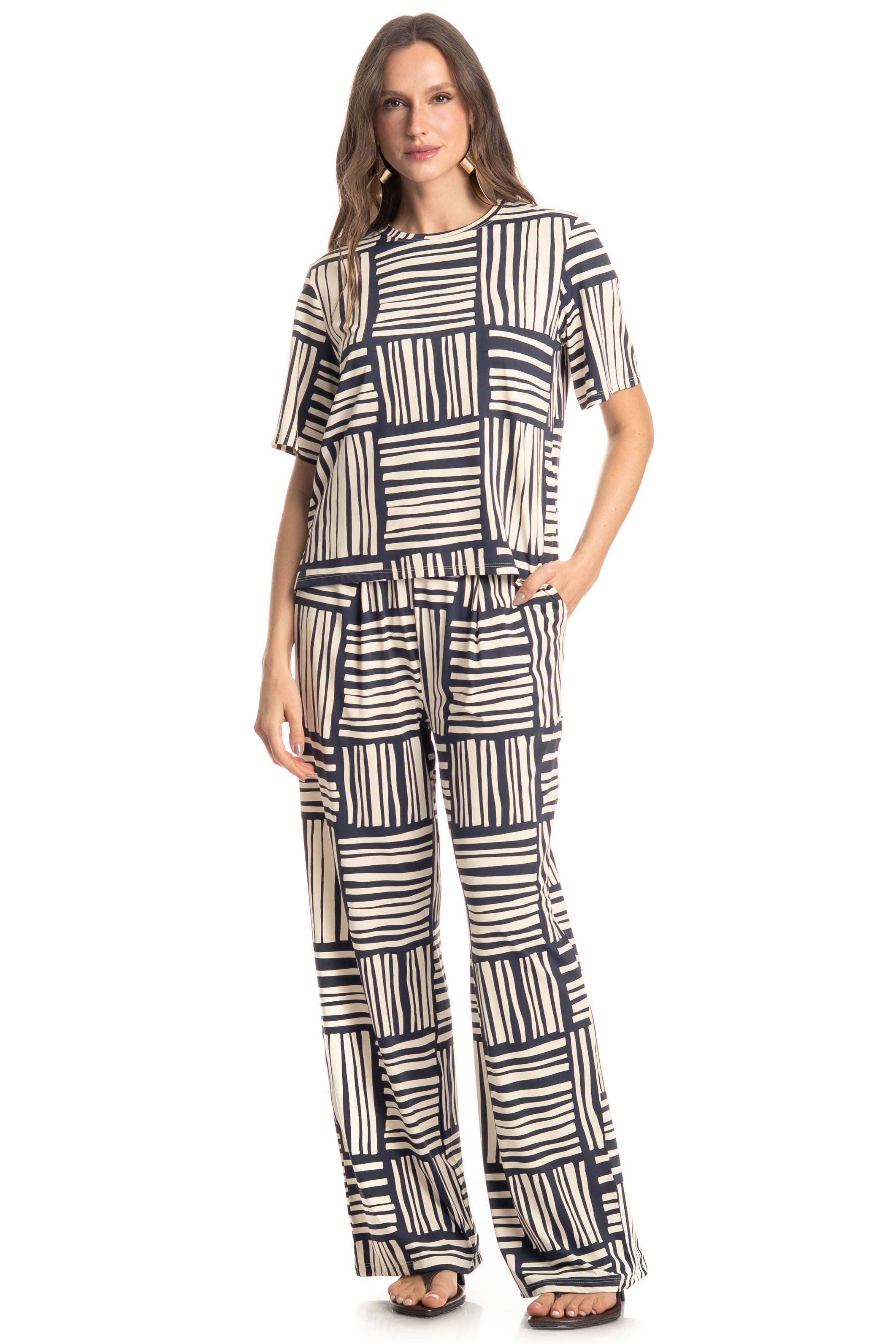 Blusa Ampla Feminina Montreal - Imagem 3 - Mobile