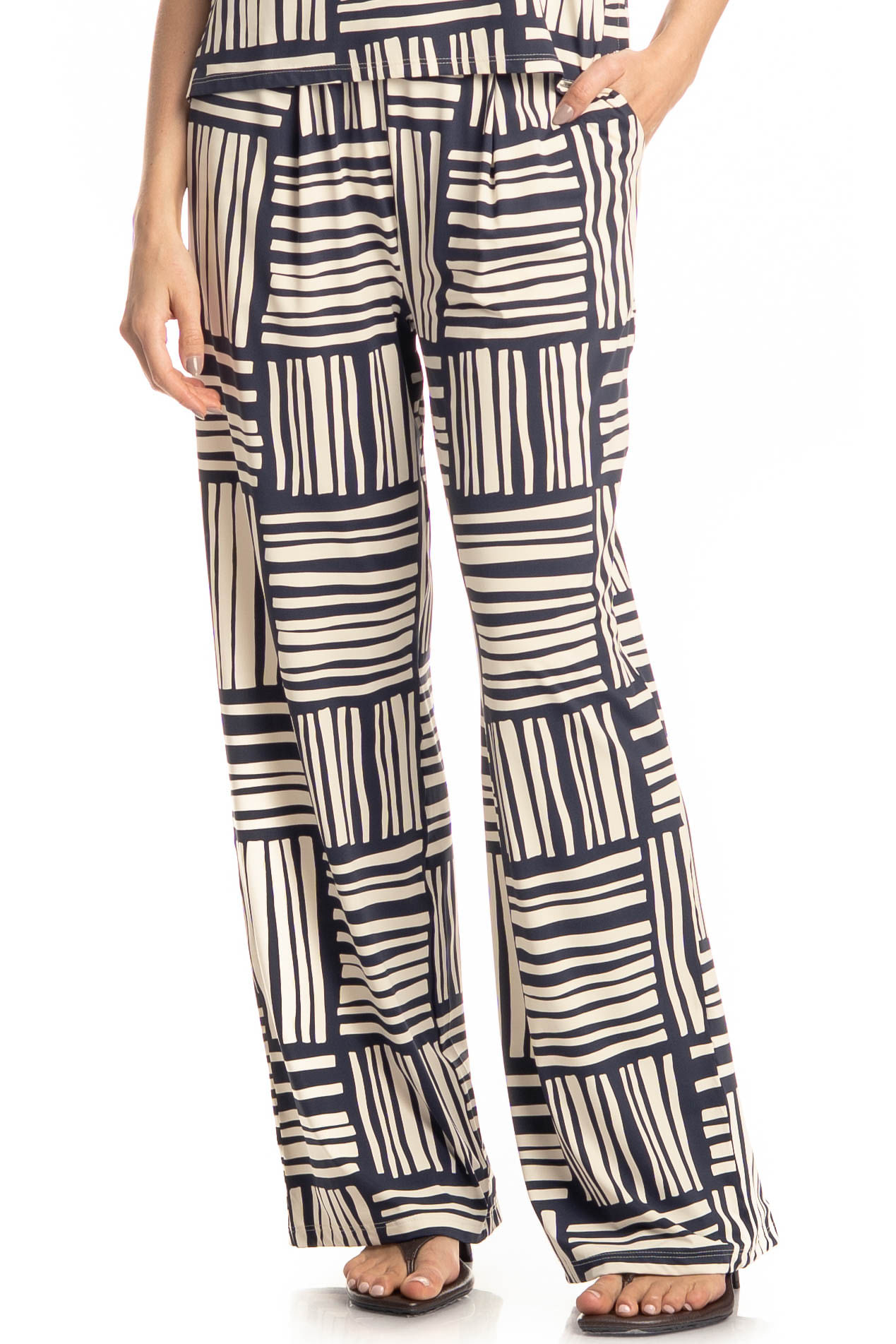 Calça Feminina Com Bolsos Montreal - Imagem 3 - Mobile