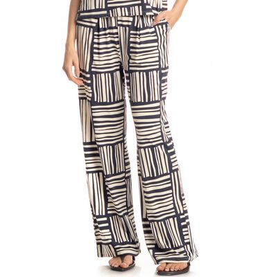Calça Feminina Com Bolsos Montreal - Imagem 3 - Mobile
