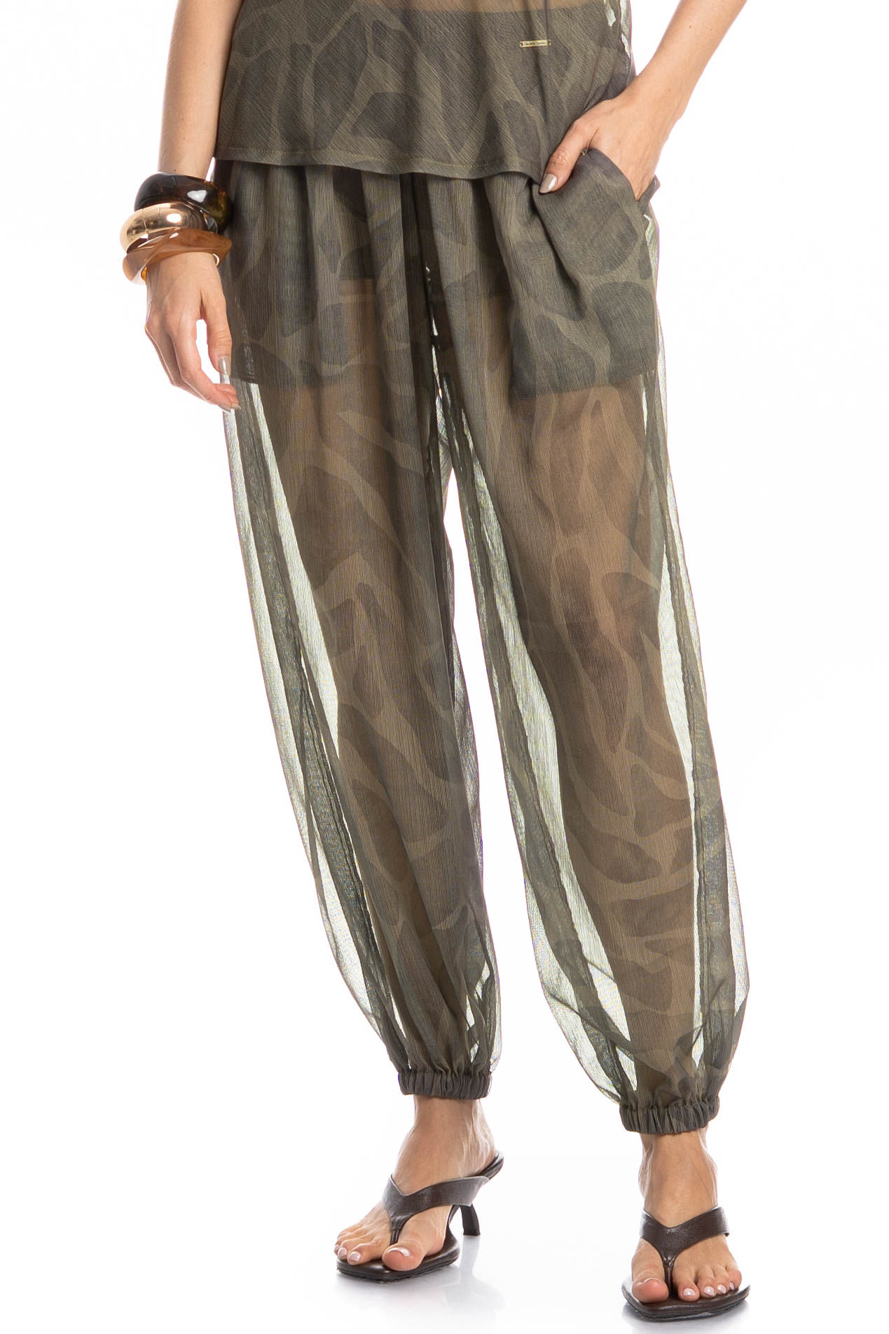 Calça Com Bolso Safari - Imagem 3 - Mobile