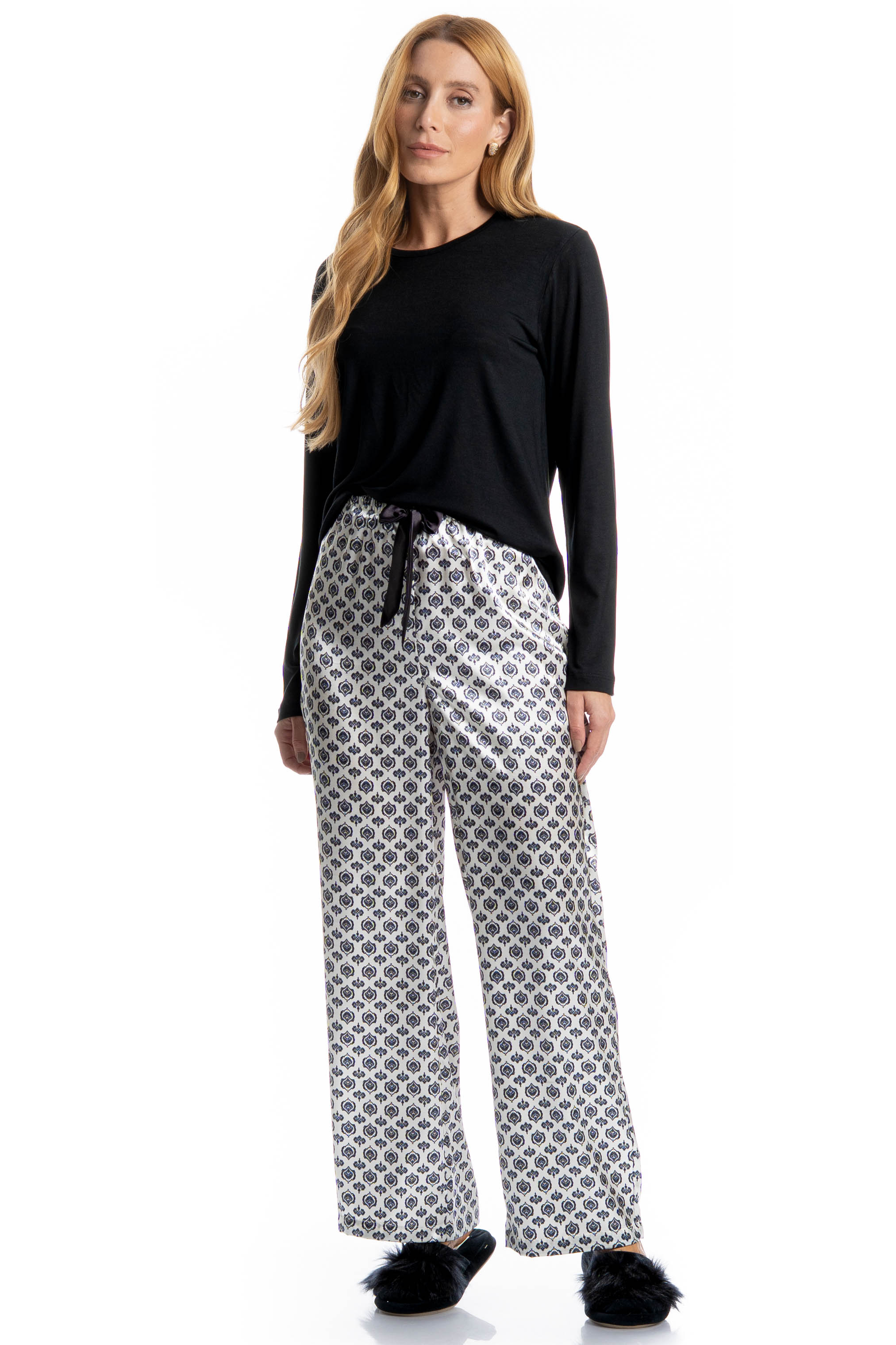 Pijama Feminino Longo Mia Preto - Imagem 1