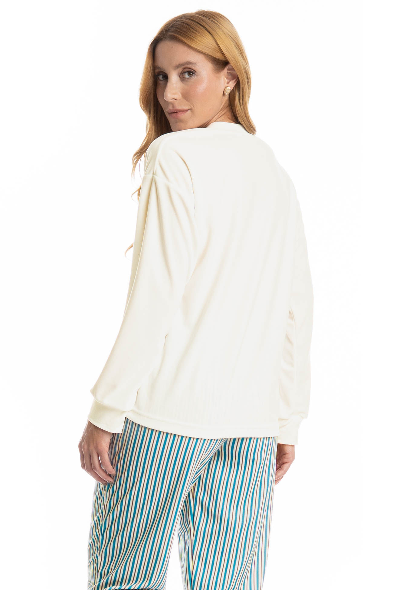 Pijama Longo Velvet Serena - Imagem 4 - Mobile