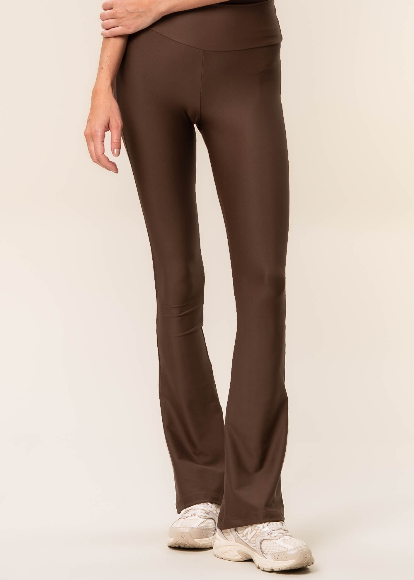 Calça Mini Flare Legging Dark Brown Vivame - Imagem 3 - Mobile