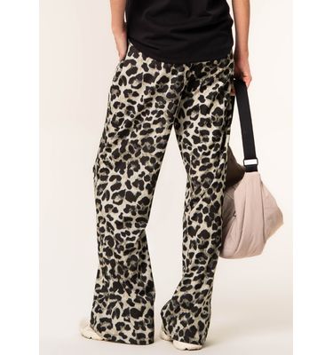Calça Reta Com Bolsos Wild Vivame - Imagem 4 - Mobile