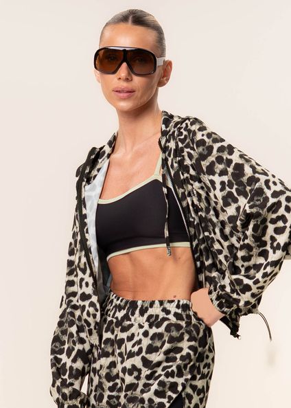 Jaqueta Crop Corta Vento Com Capuz Estampada Wild Vivame Marrom - Imagem 1