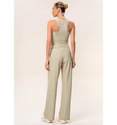 Calça Reta Invisible Slim Shape Neutral Vivame - Imagem 2 - Mobile