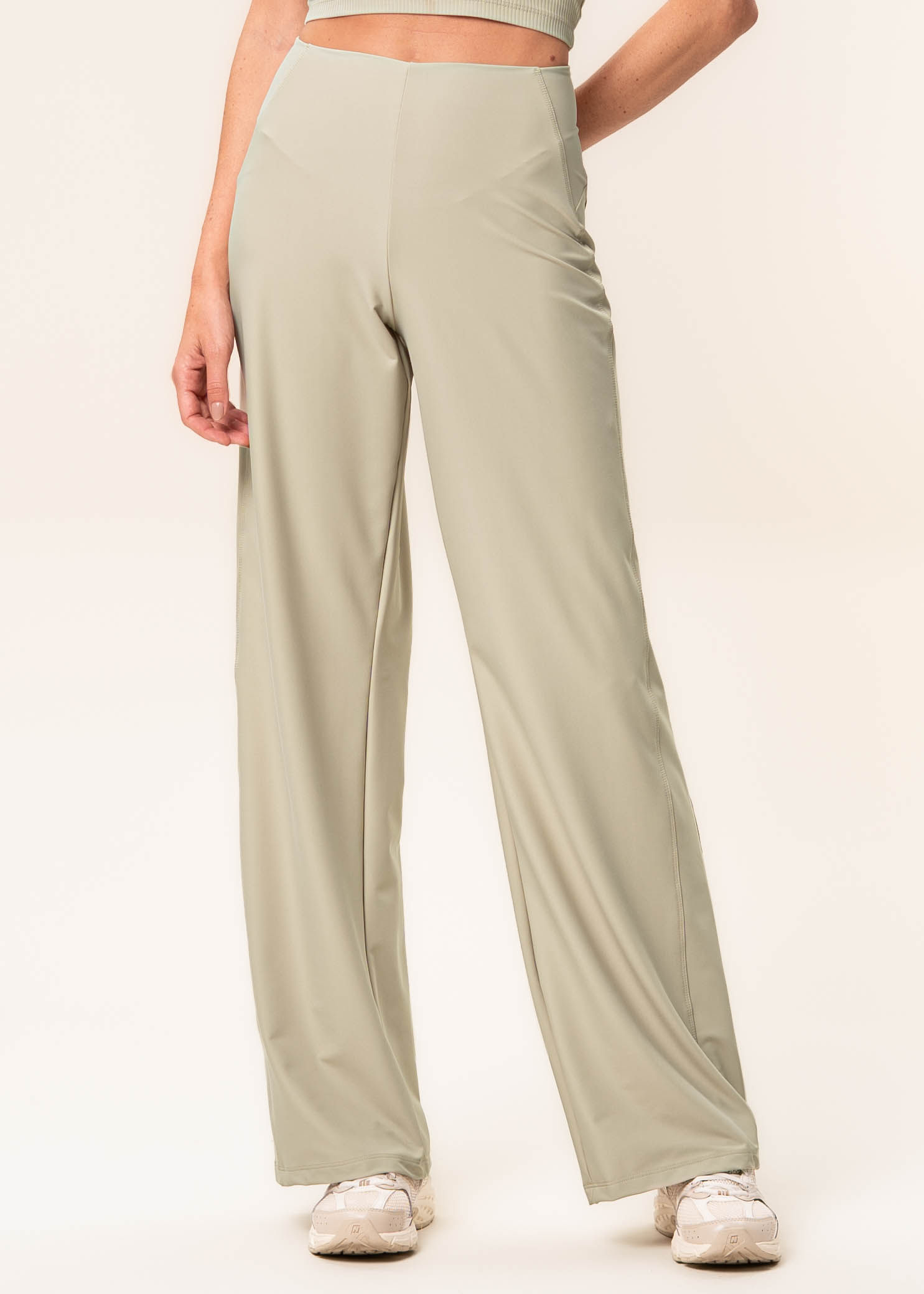 Calça Reta Invisible Slim Shape Neutral Vivame - Imagem 3 - Mobile