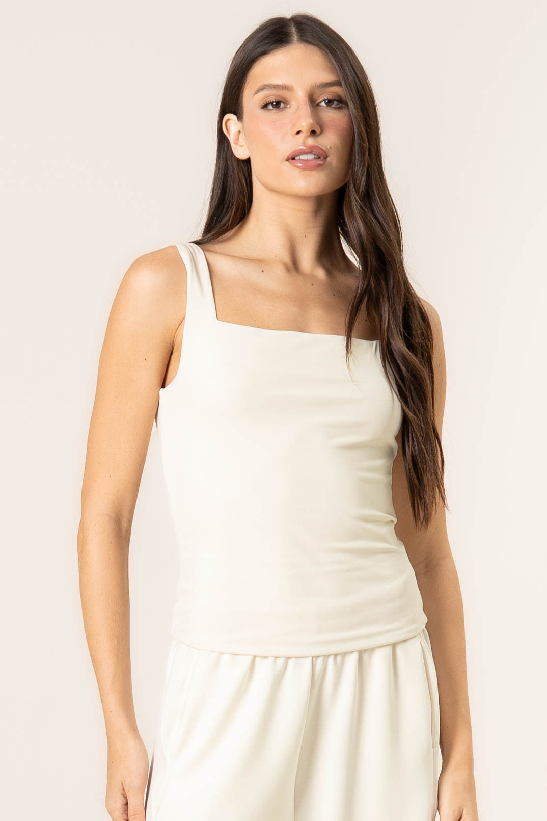 Regata Feminina Squareneck Contour Branco - Imagem 1