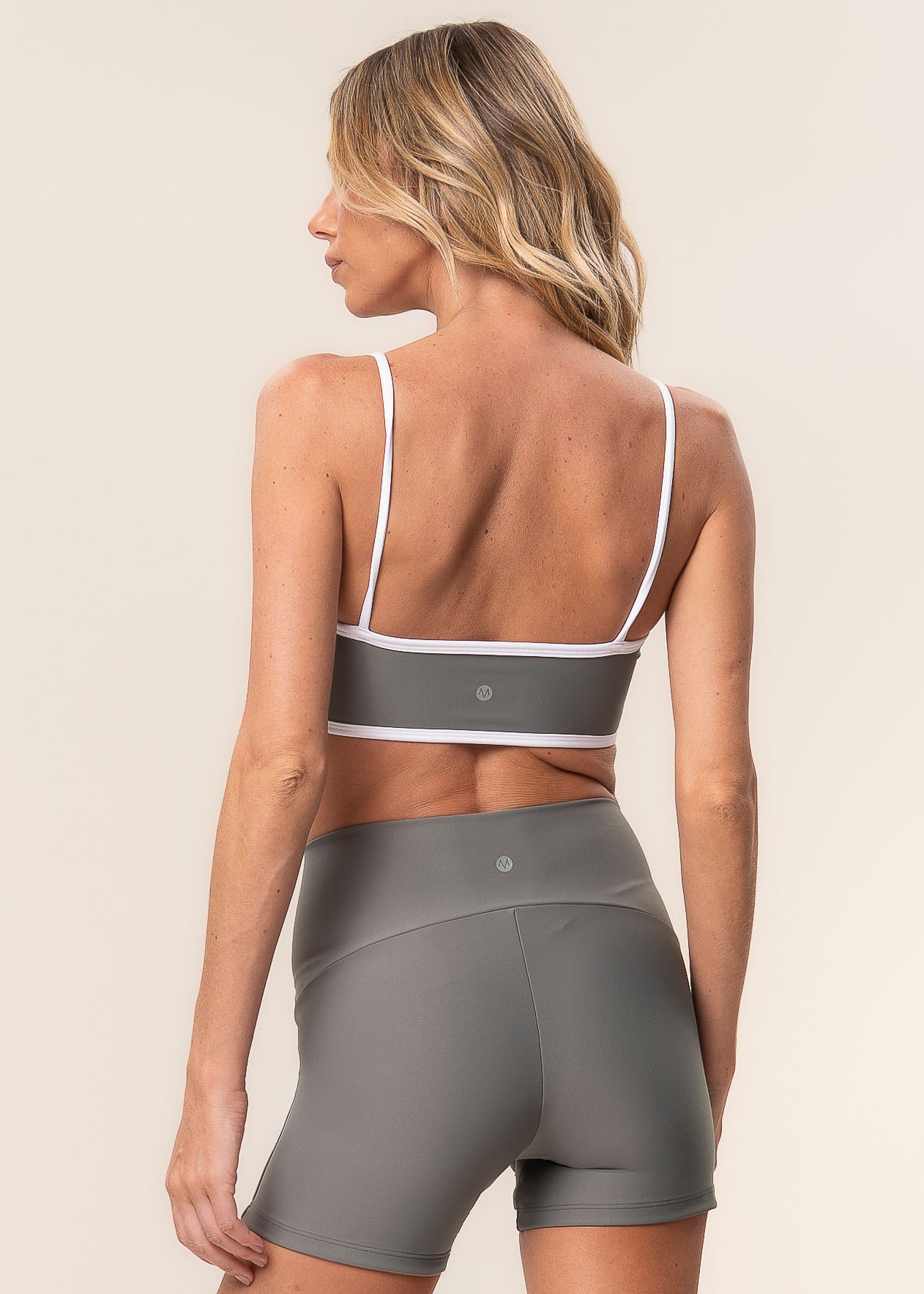 Shorts Curto Curve Invisible Slim Shape - Imagem 2 - Mobile