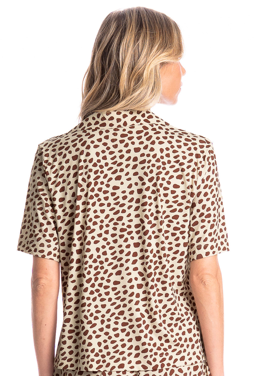 Camisa Feminina Abotoada Curta Conchas Marrom - Imagem 2